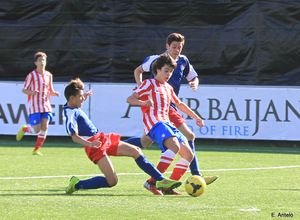 El Atlético Madrileño Cadete ganó al Complutense con un ajustado 2-1 el sábado 8 de noviembre